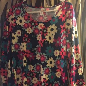 Medium flower lularoe Lynnae